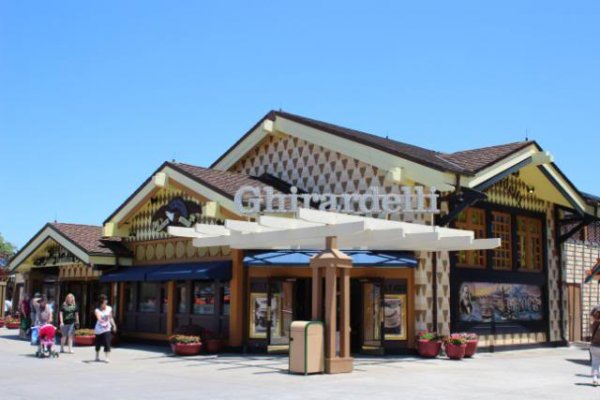 Ghirardelli Soda Fountain & Ice Cream Shop